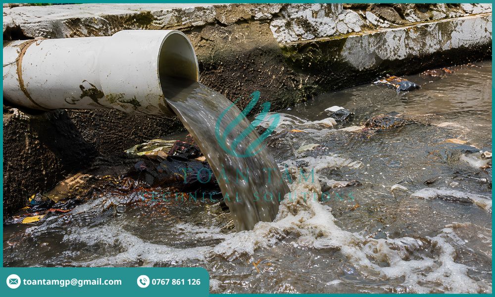 Nước thải chứa nhiều thành phần ô nhiễm