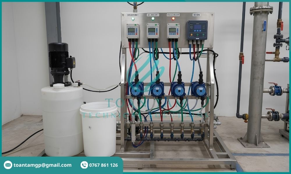 Hệ thống châm hóa chất tự động