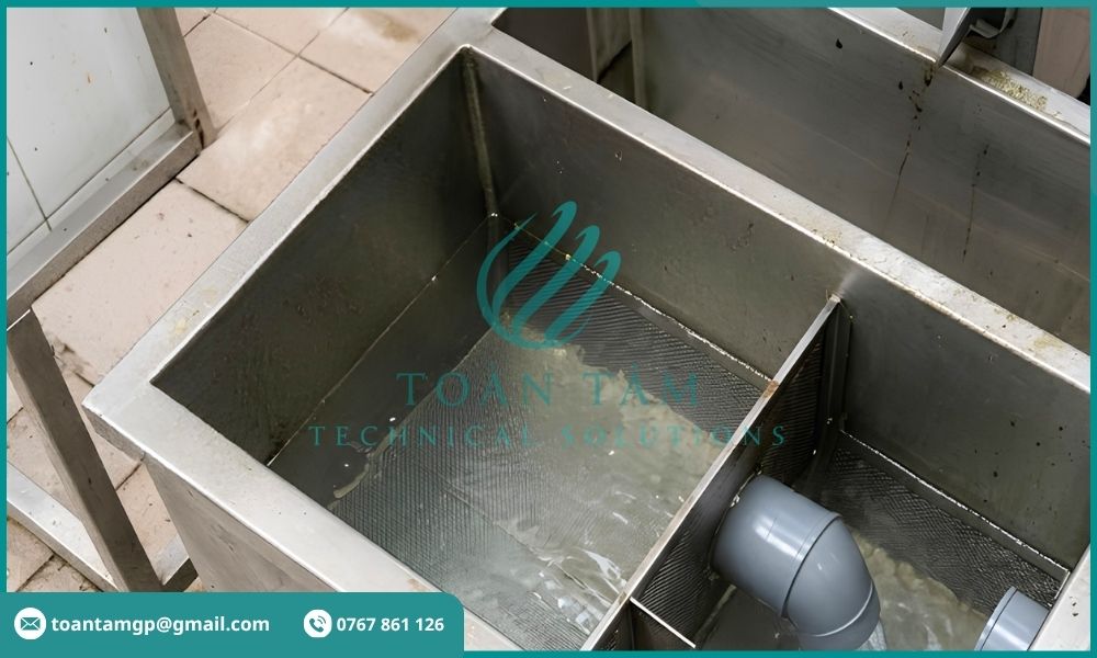 Ngăn thu nước sau khi tách mỡ