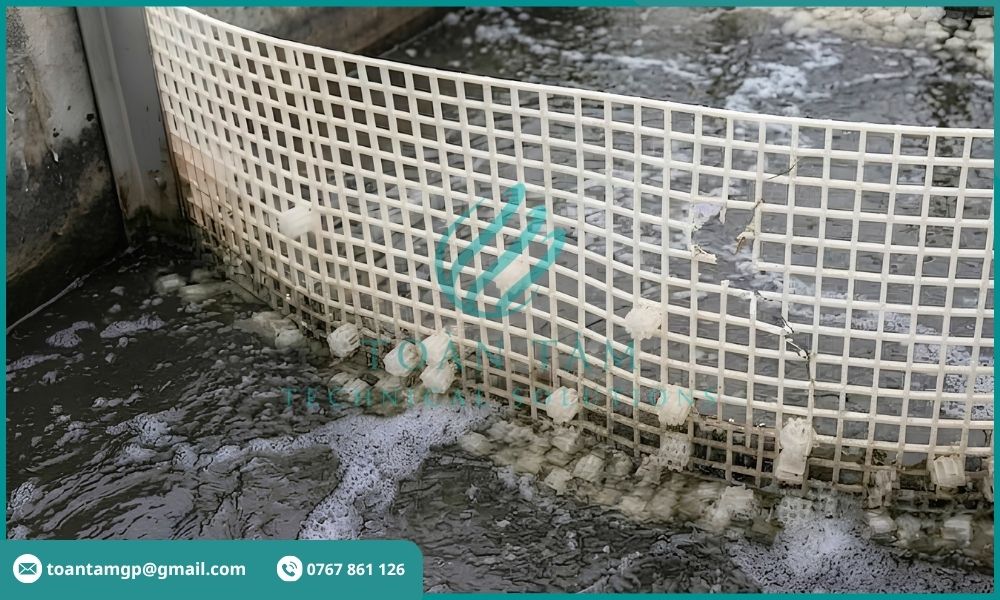 Tấm chắn bị hư hỏng