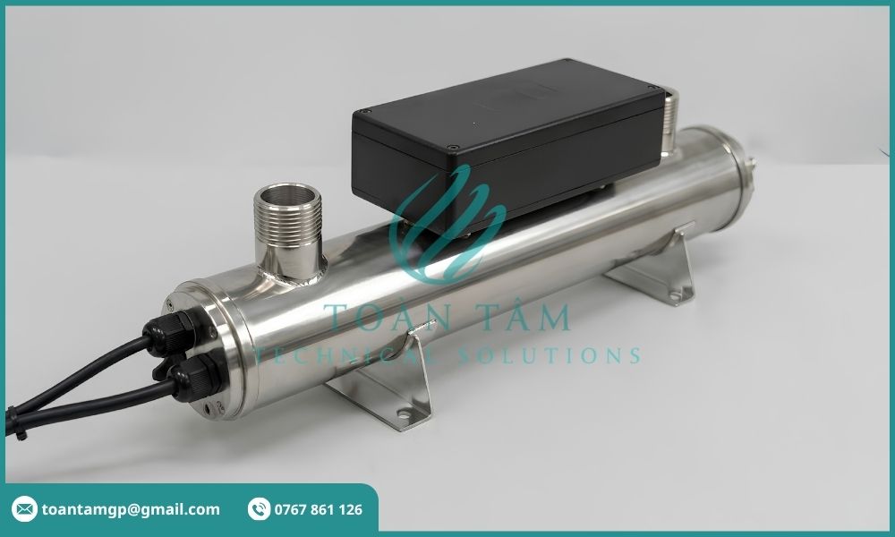 Đèn UV bằng inox kèm bộ điều khiển